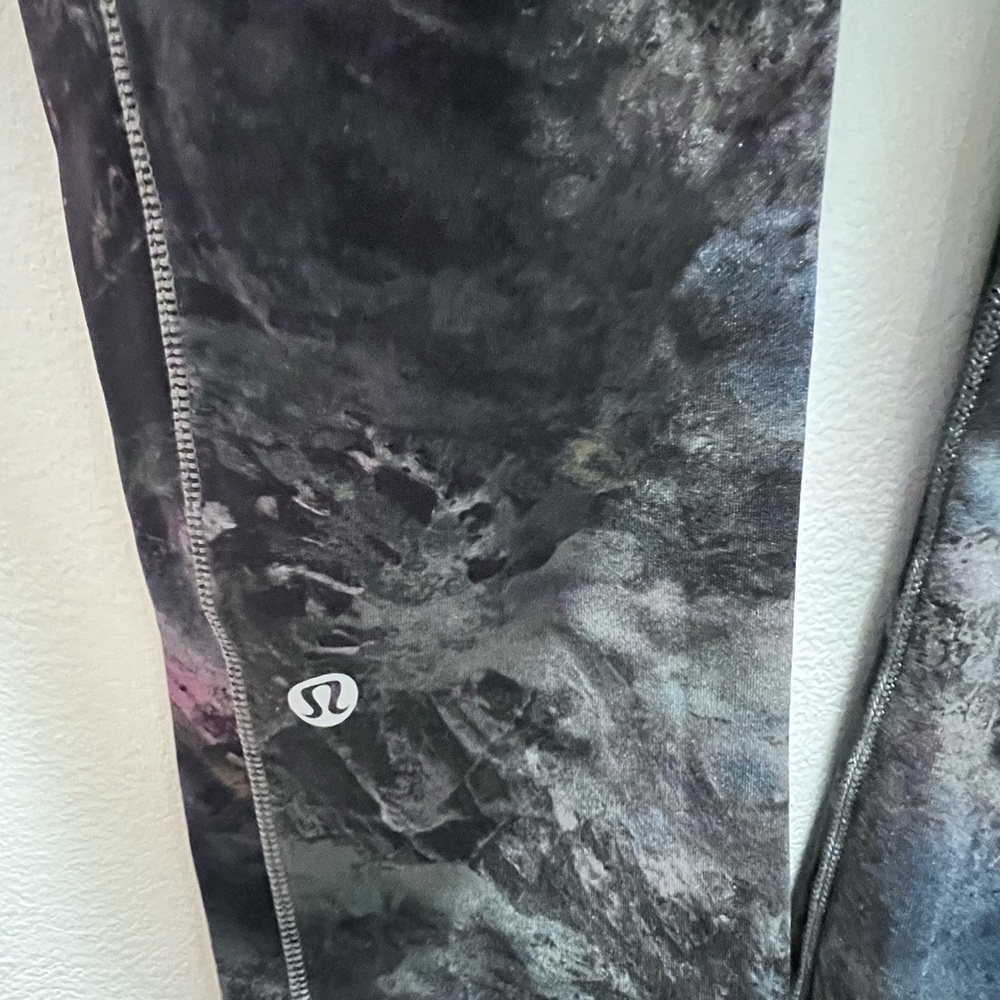 lululemon athletica Speed Up Multicolor Leggings size 4 New Condition - Picture 4 of 5